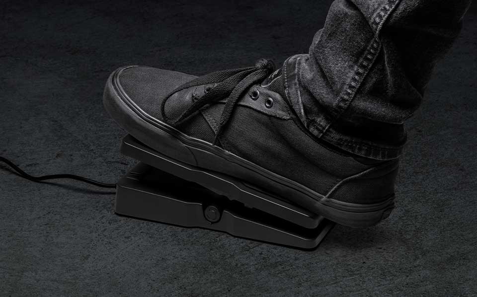 MOLDED CONSTRUCTION FOR STURDY, DURABLE PERFORMANCE 