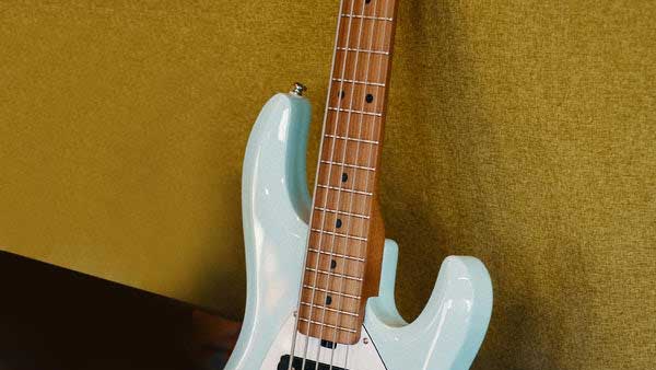 ROASTED MAPLE NECK 