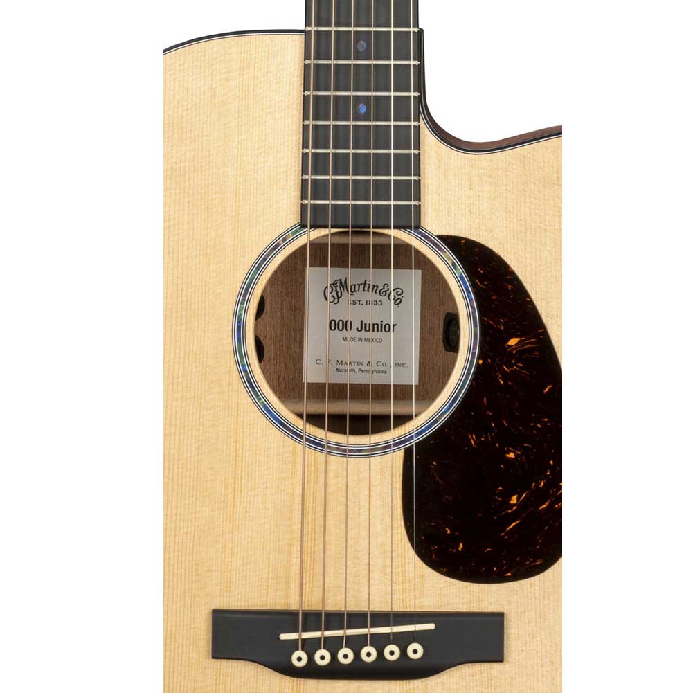 Martin 000C Jr-E Nat Junior Series Martin E1 pickup Electro Acoustic Guitar with Gig bag 11Y25000CJRE