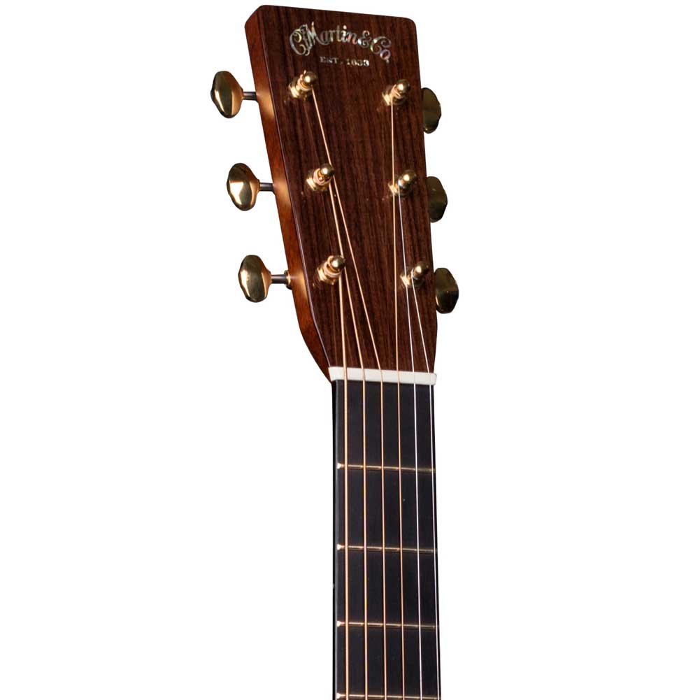 Martin 000-28E Natural Modern Deluxe Series Electro Acoustic Guitar Fishman Aura VT Blend with hardcase 1000028EMODERNDELUXEv