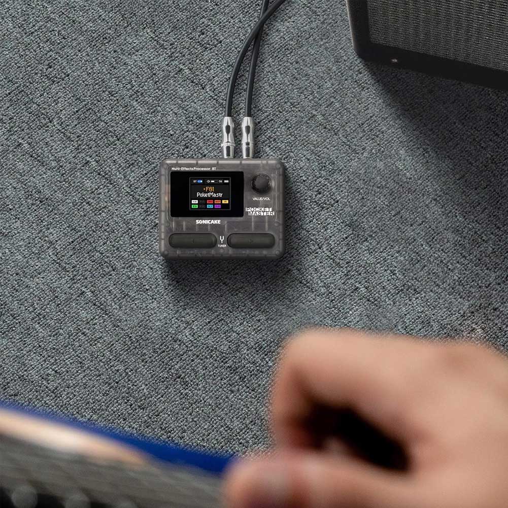 SONICAKE QME-10 TBK Pocket Master Compact Guitar Multi Effects Processor with Built-in lithium battery