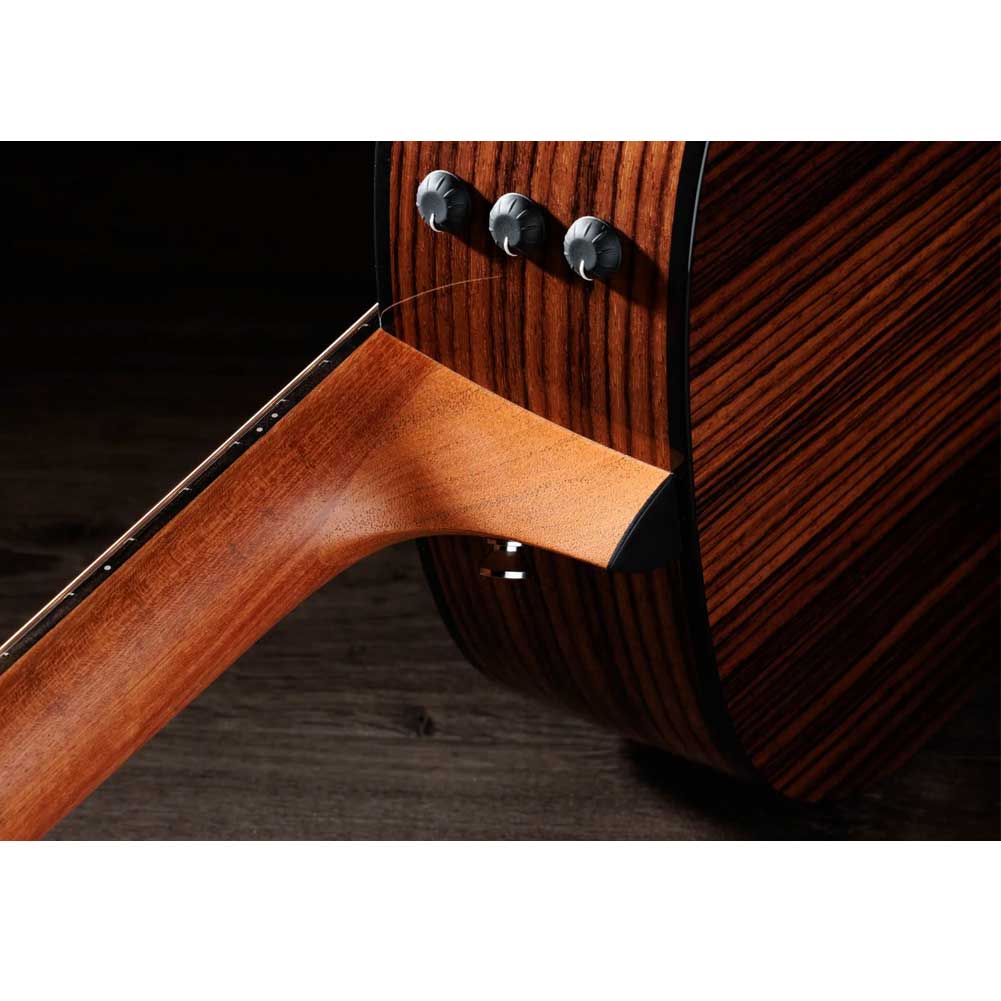 Taylor 217e SB Plus Grand Pacific Electro Acoustic Guitar with durable AeroCase Taylor 217e SB Plus Grand Pacific Electro Acoustic Guitar with durable AeroCase