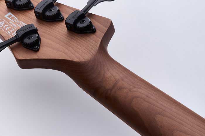 Roasted Maple neck