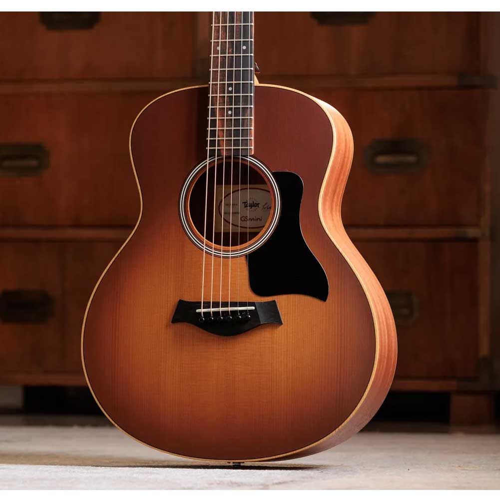 Taylor GS Mini-e Special Edition Honeyburst ES-B electronics Electro Acoustic Guitar with structured gig bag Taylor GS Mini-e Special Edition Honeyburst ES-B electronics Electro Acoustic Guitar with structured gig bag