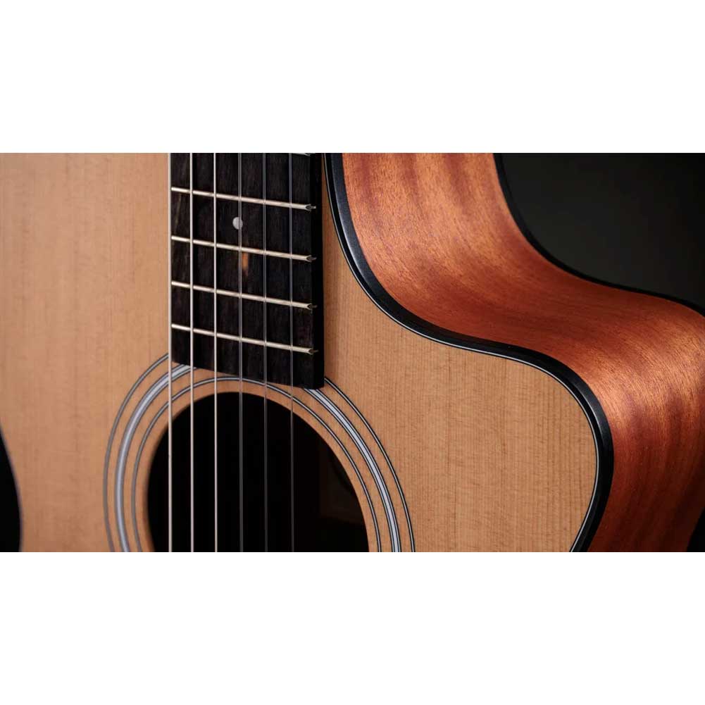 Taylor 112ce-N Natural Grand Concert ES-N pickup Nylon Electro Acoustic Guitar with Gig Bag Taylor 112ce-N Natural Grand Concert ES-N pickup Nylon Electro Acoustic Guitar with Gig Bag