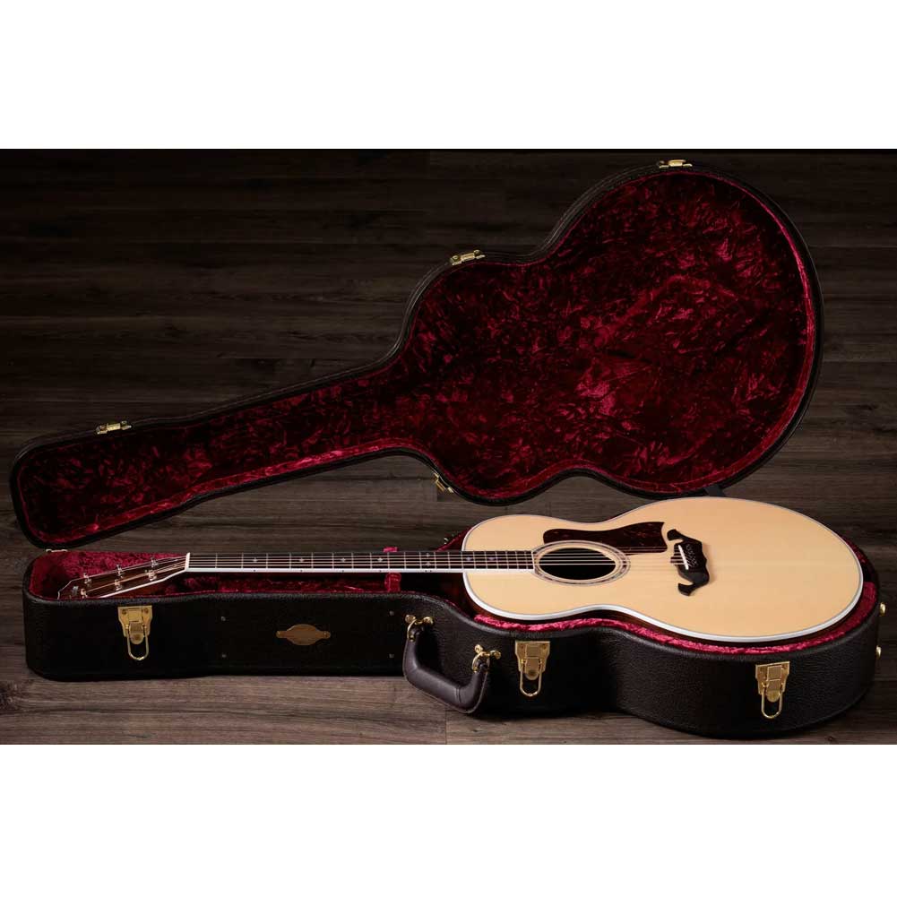 Taylor 815e Legacy Natural LR Baggs Element VTC electronics Electro Acoustic Guitar with Deluxe Hard Shell Case Taylor 815e Legacy Natural LR Baggs Element VTC electronics Electro Acoustic Guitar with Deluxe Hard Shell Case