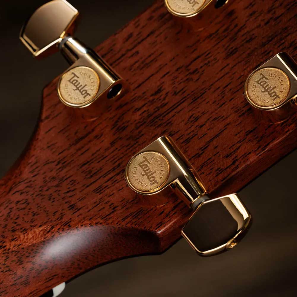 Taylor 914ce Legacy Natural LR Baggs electronics Electro Acoustic Guitar with Deluxe Hard Shell Case Taylor 914ce Legacy Natural LR Baggs electronics Electro Acoustic Guitar with Deluxe Hard Shell Case