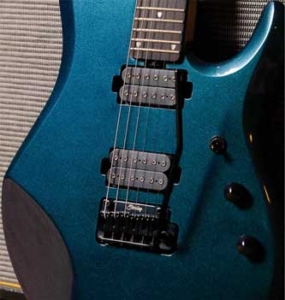 FLOATING TREMOLO BRIDGE