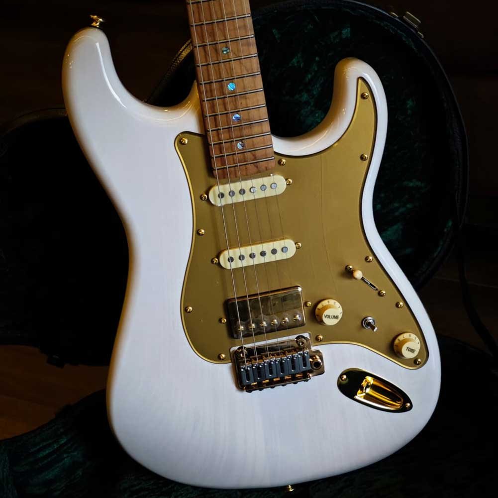 Soloking MS-1 Artisan White Blonde Electric Guitar with Roasted Flame Maple Neck Soloking MS-1 Artisan White Blonde Electric Guitar with Roasted Flame Maple Neck