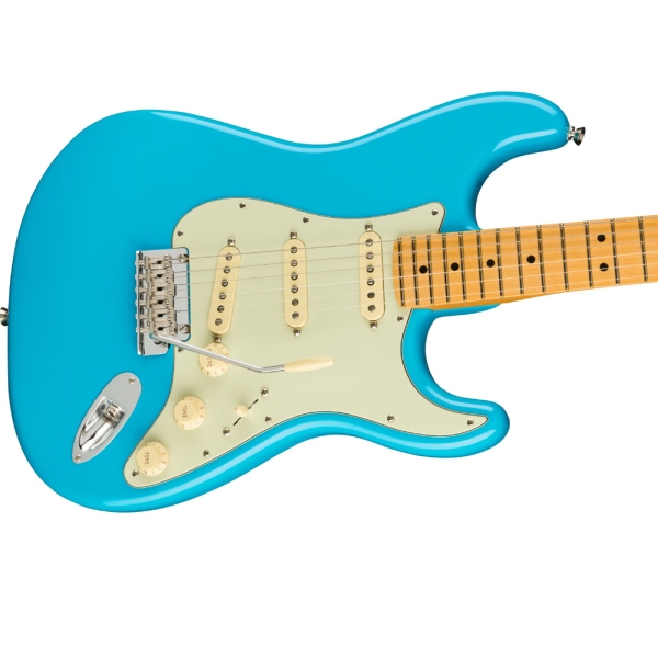 Fender American Professional II Stratocaster MN SSS Miami Blue Electric Guitar 0113902719