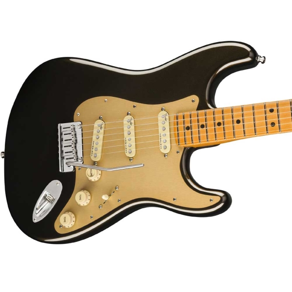 Fender American Ultra Stratocaster Maple Fingerboard SSS with Elite Molded Hardshell Case Texas Tea 0118012790