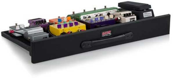 Gator GPT-PRO-PWR Pedal Board w-Carry Bag & Power Supply Pro Size