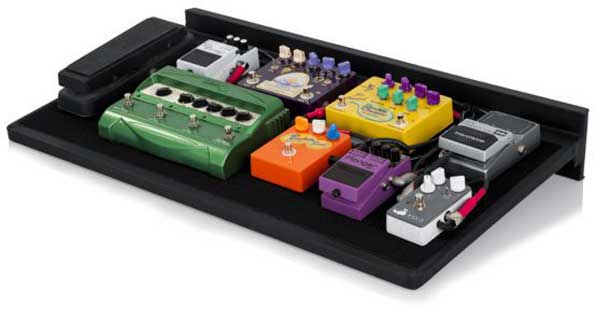 Gator GPT-PRO-PWR Pedal Board w-Carry Bag & Power Supply Pro Size